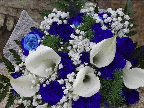 How did you decide the flowers for your wedding?