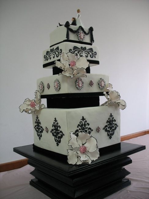 Need cake inspiration, stat!!!!