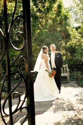 Anyone here that still remembers me? I'm back and married with PICTURES!