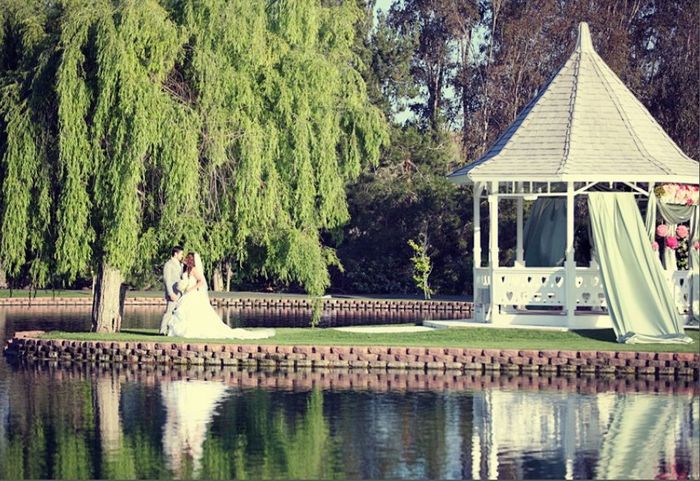 WW Wedding Flashbacks! Share your pics, vets! ;) *PICS*