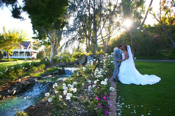 *San Diego/SoCal brides, share your...*