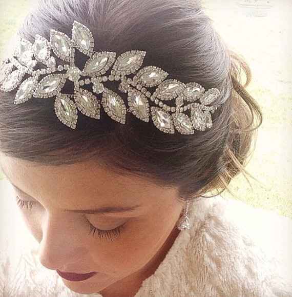 Help a girl out! Stop working and start helping me find a hairpiece ... please!?