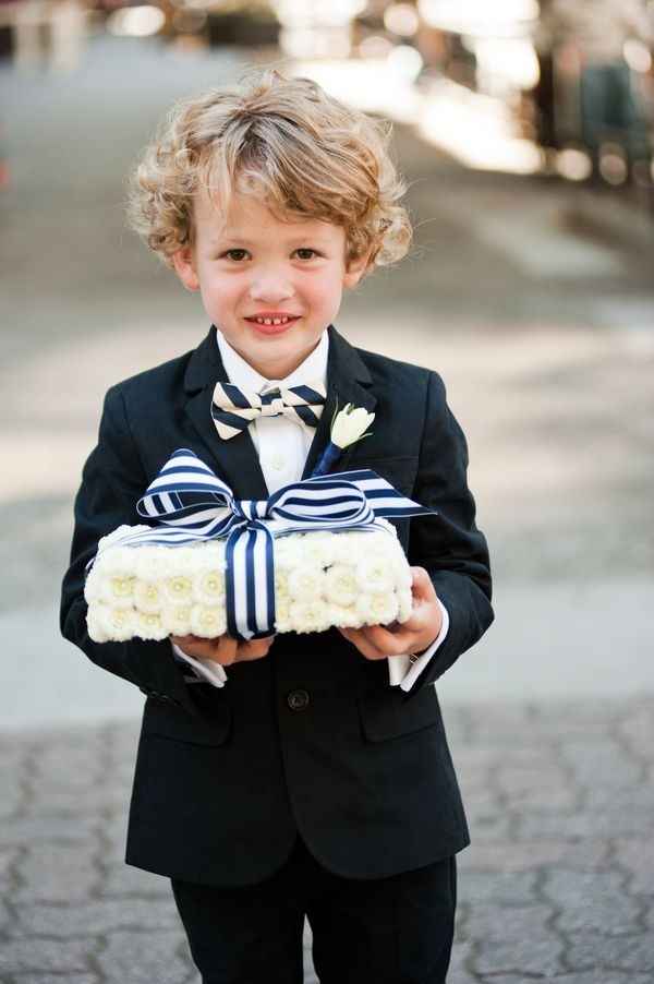 ring bearer pillow/ring holder