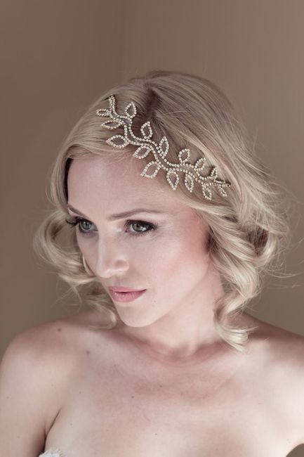 Help a girl out! Stop working and start helping me find a hairpiece ... please!?