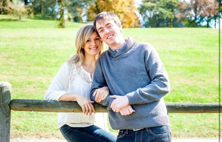 Engagement Photos Back!