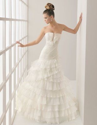 Show off your dress's ladies.