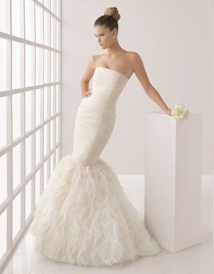 Show off your dress's ladies.