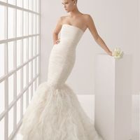 Show off your dress's ladies.