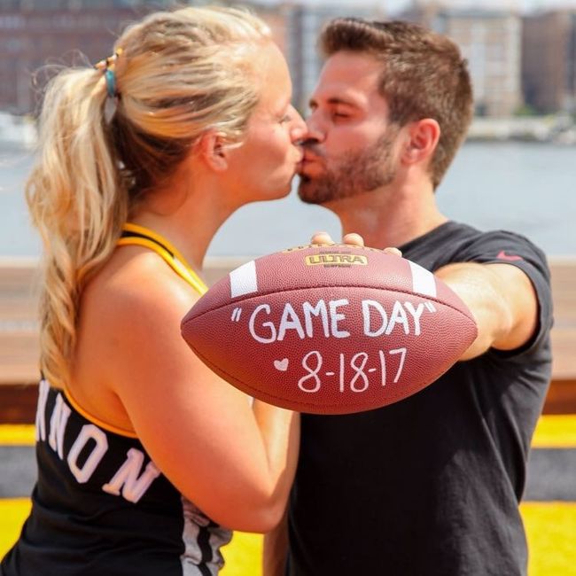 Where's my football fanatic brides!
