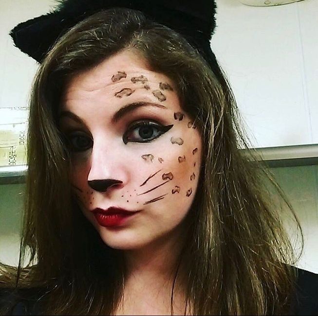 NWR: Halloween makeup!!