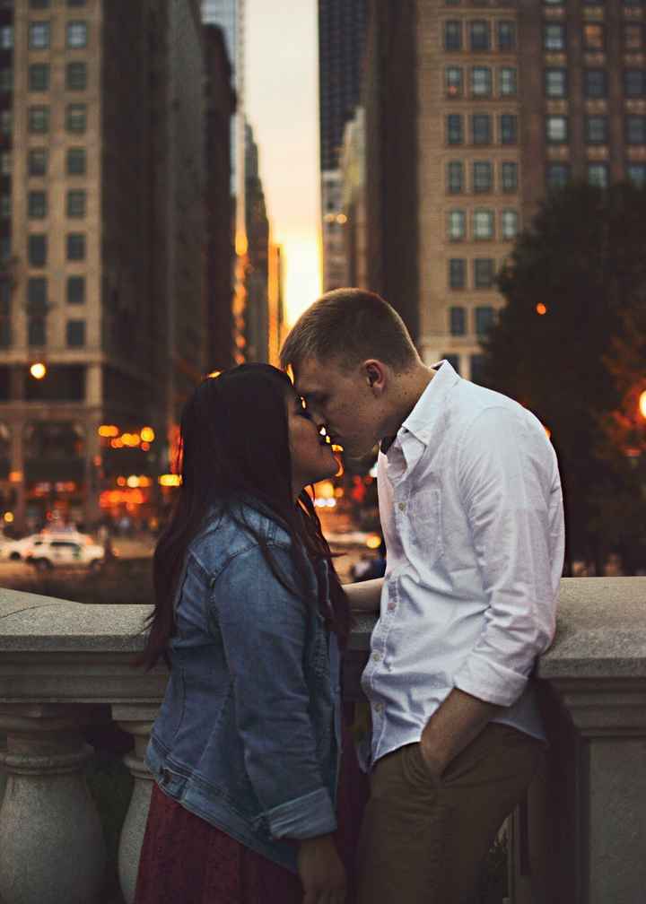 i LOVE my engagement photos!!!!! Share yours with me.