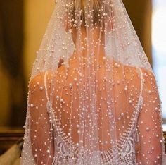 Help: how to accessorize a simple slip wedding dress?? 9