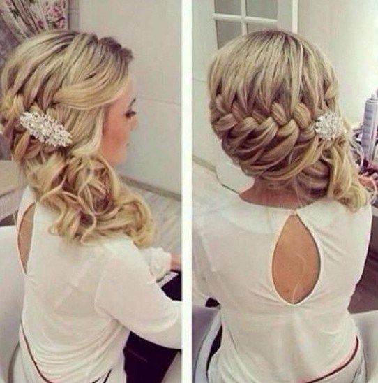 Bridal hair inspiration photo