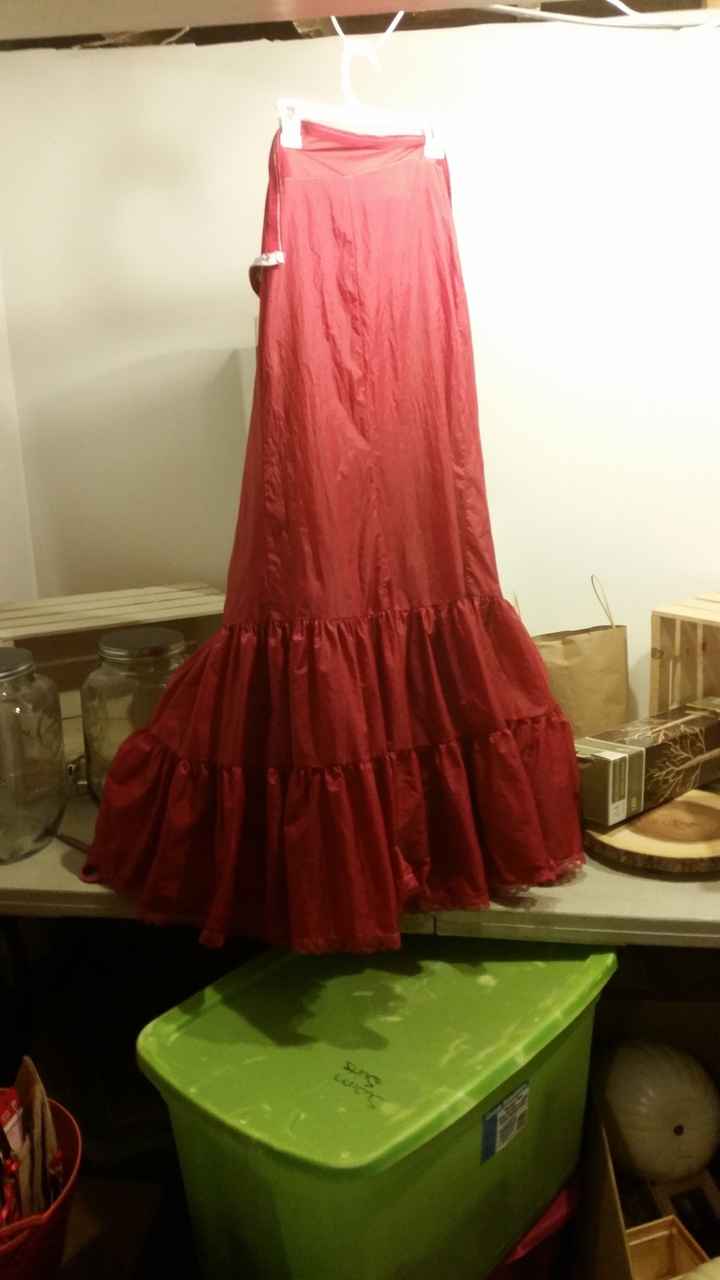 ekkk I dyed my petty coat!!!