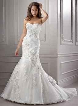 Please help me find the designer/name of this wedding dress!
