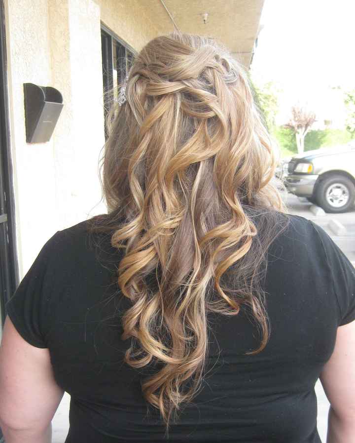I've been busy.... hair & m/u trial...and news **pics**