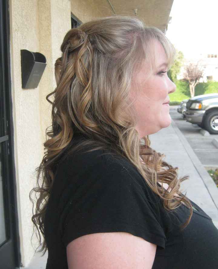 I've been busy.... hair & m/u trial...and news **pics**