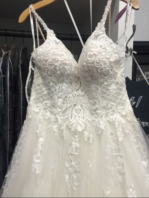 Adding bling/sparkle to wedding dress 5