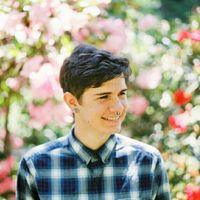 Engagement pictures are here! :)