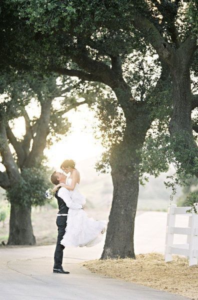 Spinoff: What one inspiration wedding photo do you want to recreate/attempt?