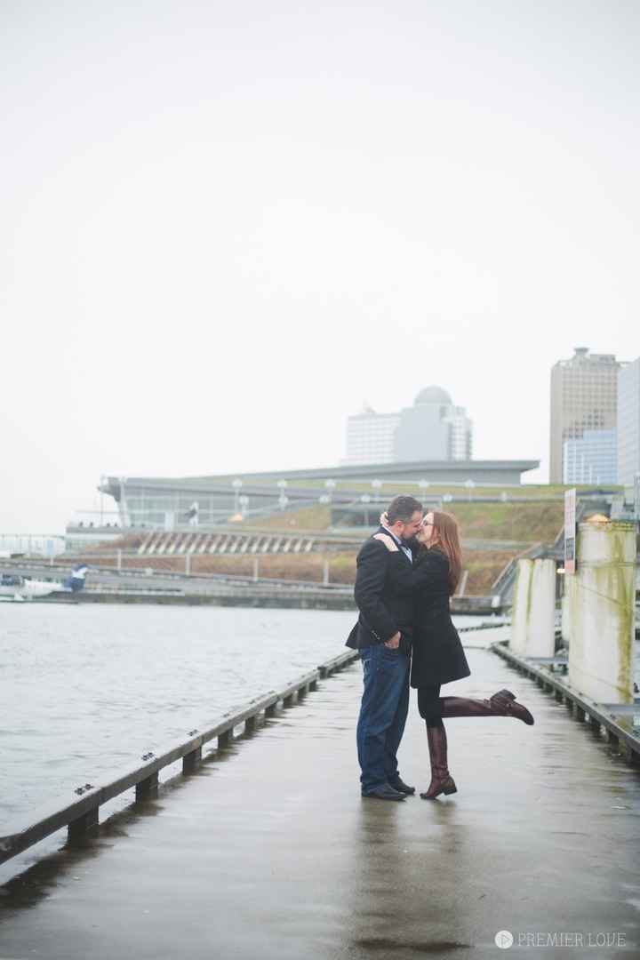 Engagement photo attire