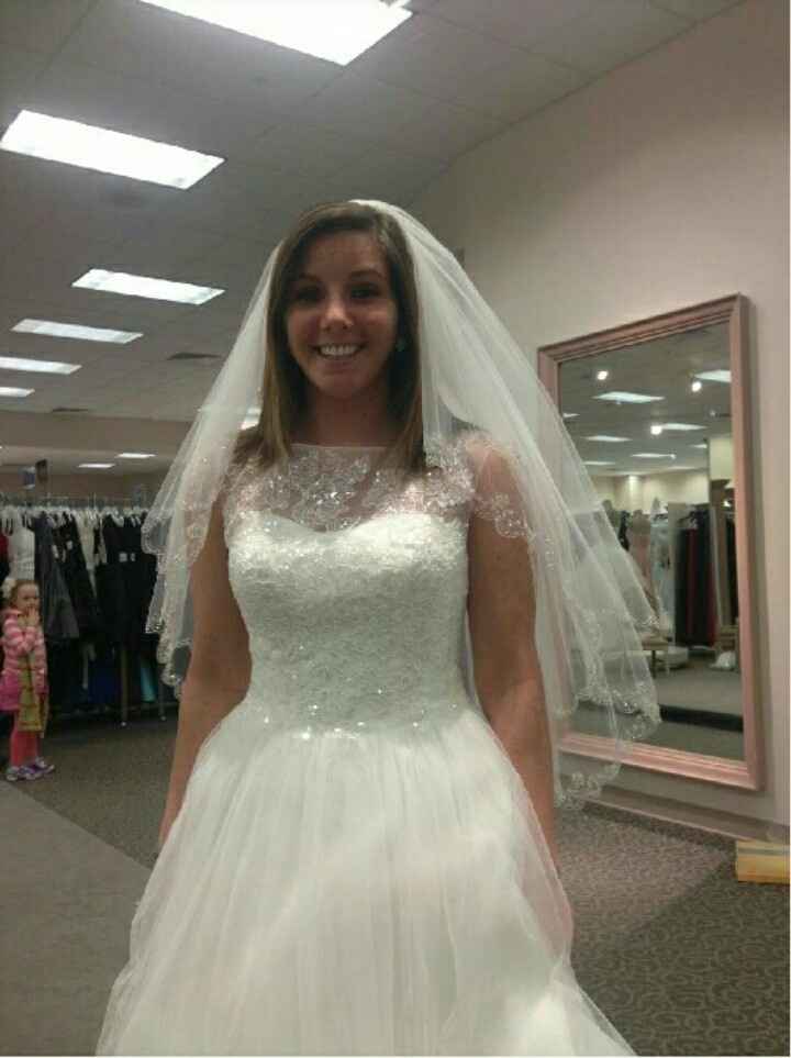 I need this today.... DRESS PORN!!!! 8D