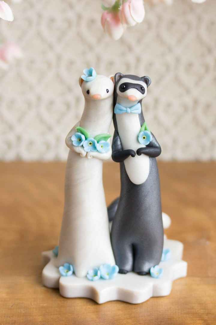 Did you have a funny or unique cake topper? Show me! - 1