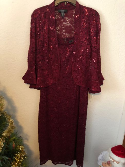 What’s your mom wearing ?? 3