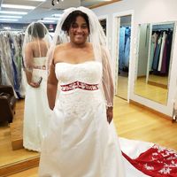 Going Crazy Looking for a Red & White Dress - 1