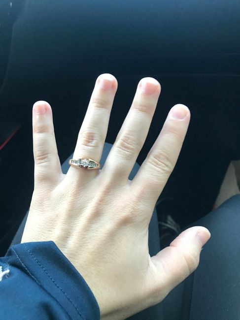 Brides of 2022! Show us your ring! 8
