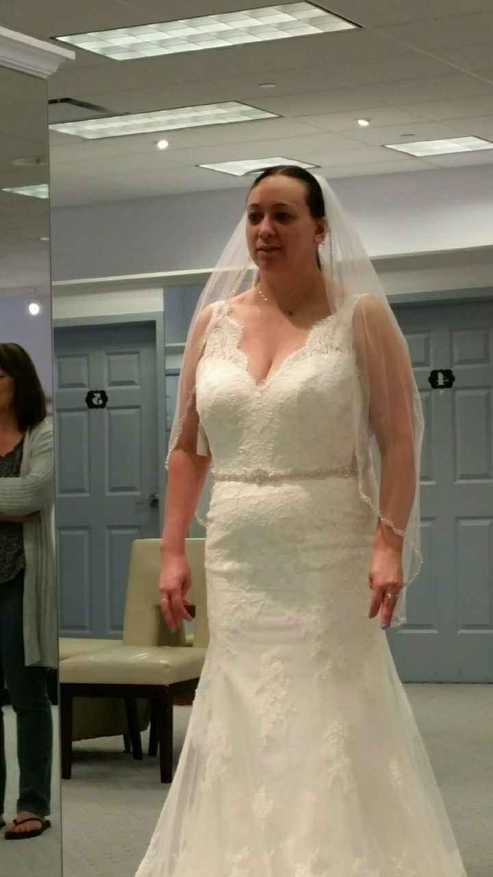 I wanna see your wedding dress!