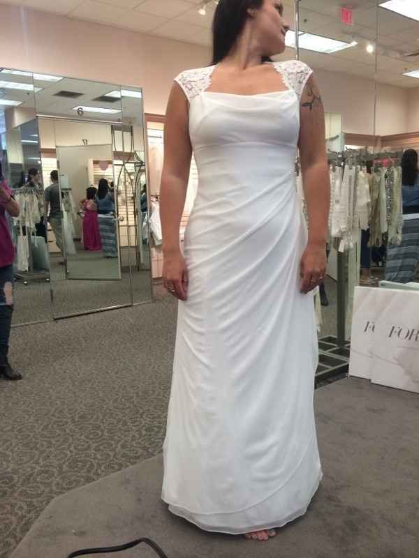 i bought a dress today!!! *PICS*