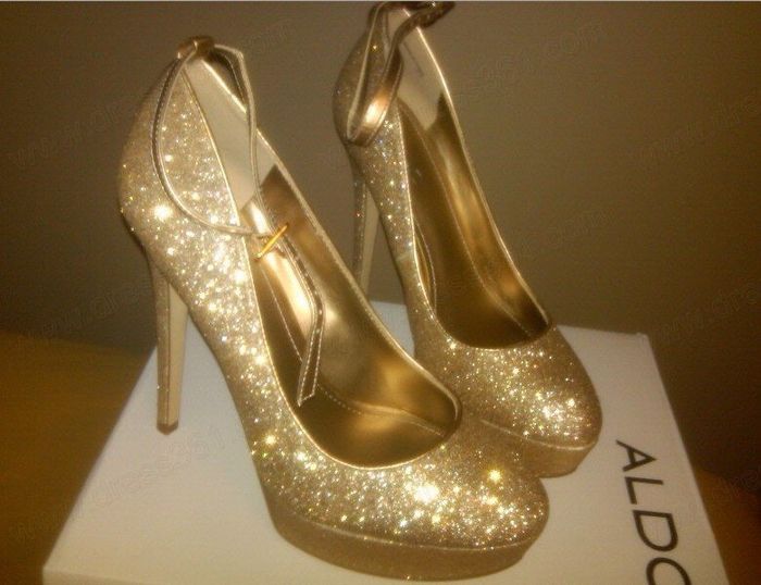 I went to the mall today and got these babies ..........