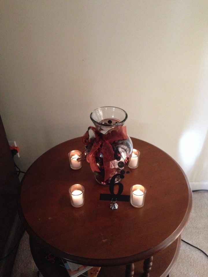Show Me Your...Flowerless centerpieces
