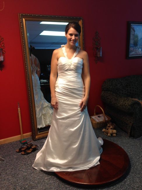 I need more dress porn in my life...