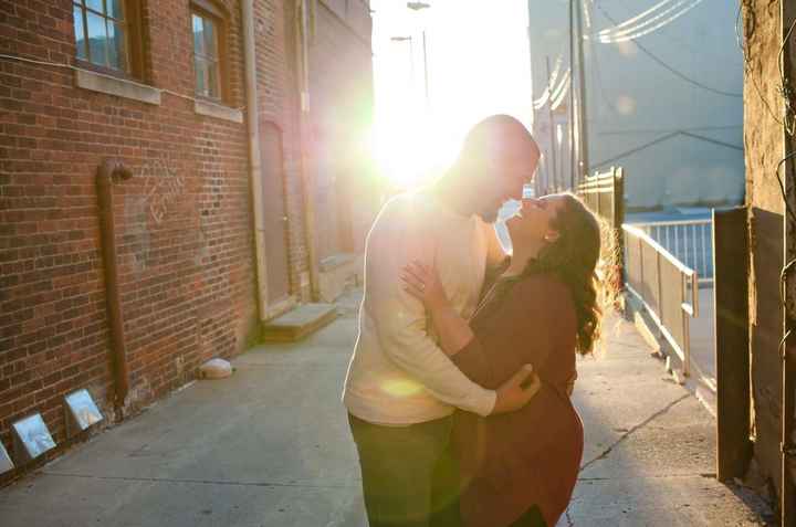 Engagement photo outfits