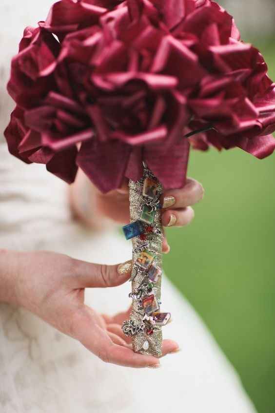 Help with bouquets and accessories!