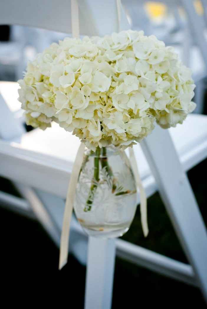 Simple Ceremony Decor