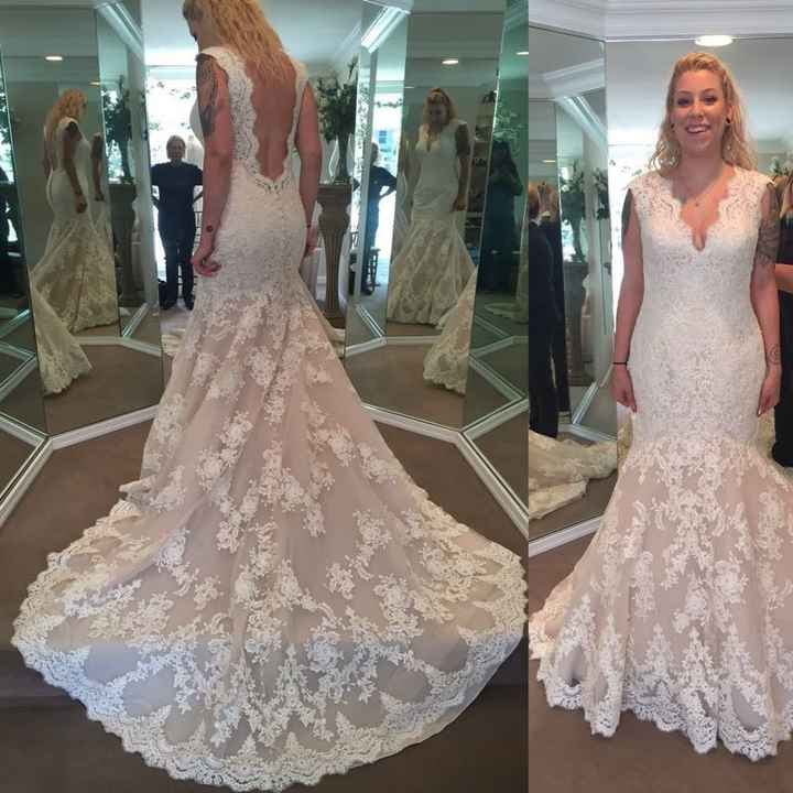 Ok ladies... Drop a pic of your BEAUTIFUL DRESSES