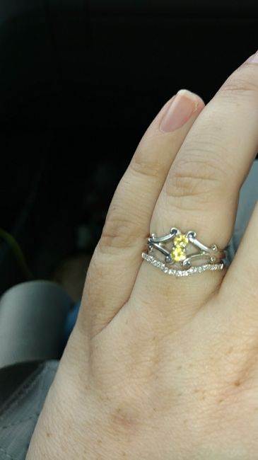 Wedding band or no band?