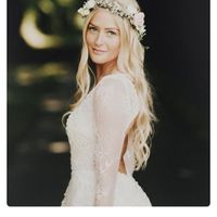 Flower Wreath Hairstyle Suggestions