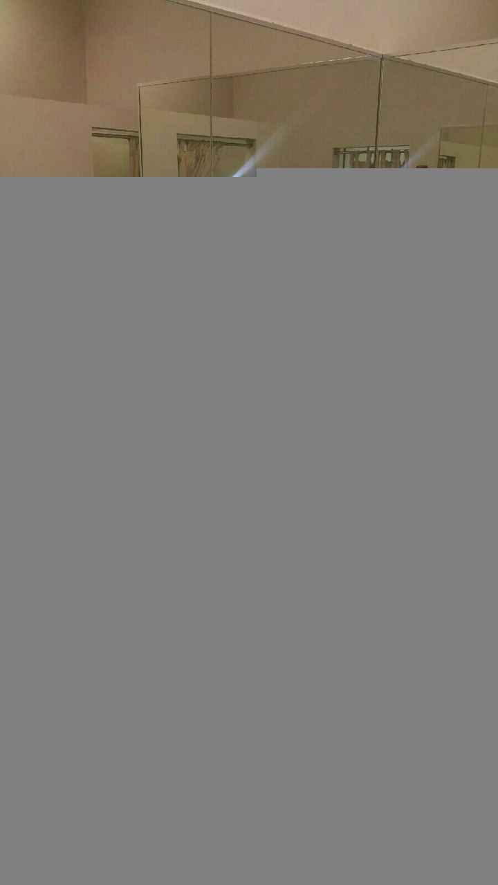 Show off your dress!!