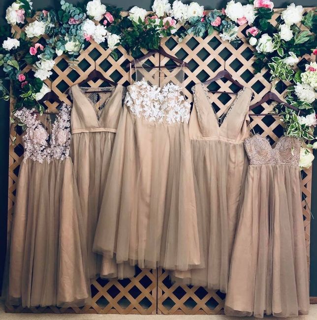 Buying Bridesmaid Dresses on Etsy: Renzrags - 1