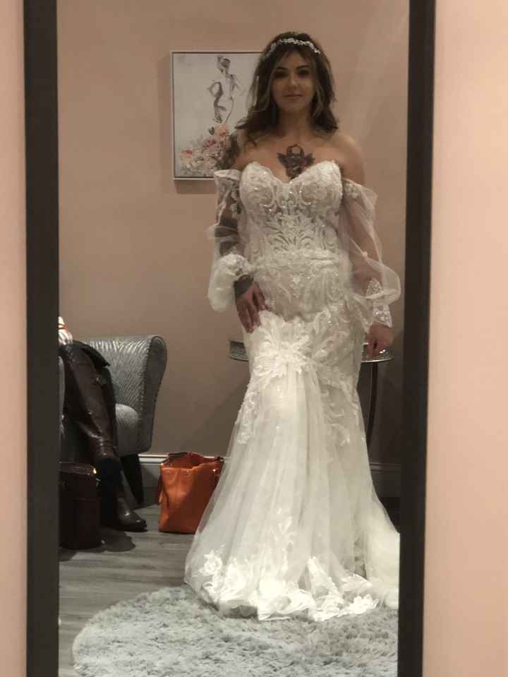 Has anyone ever added sequins to their wedding dress? Help! - 4