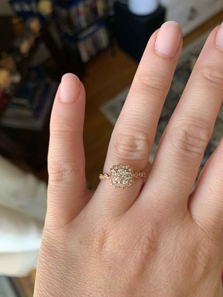 Who has a rose gold ring? - 1
