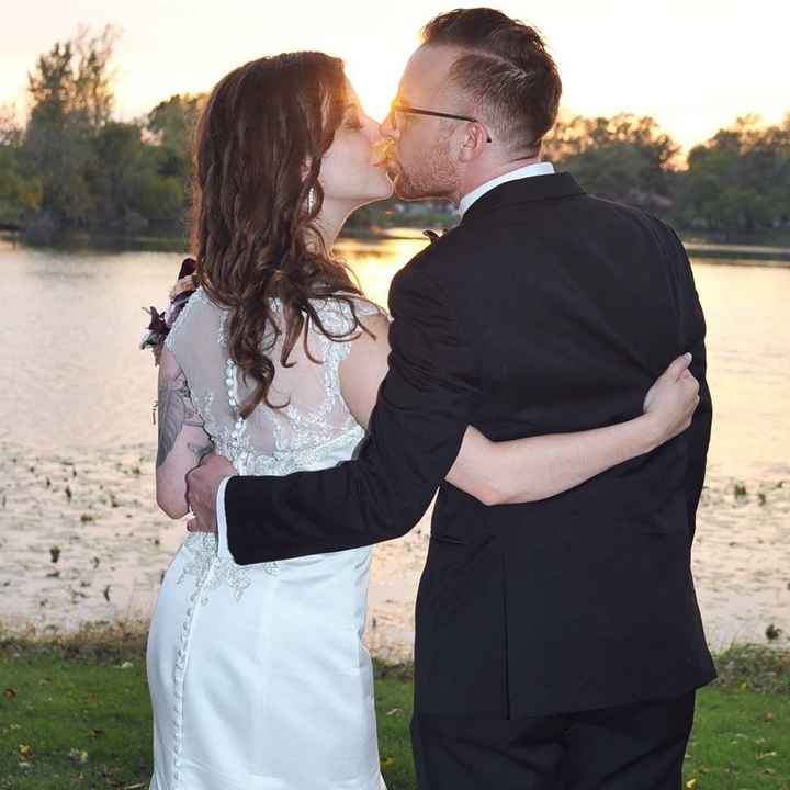 Let's see your wedding hair!