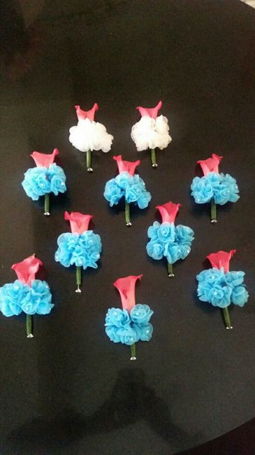 fake or real flowers
