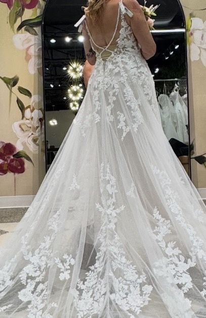 Advice on seat belting my dress please 1