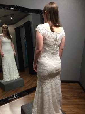 Venue visit, cake tasting and dress fitting...oh my!