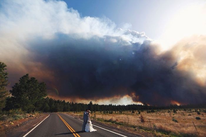 Wedding photos taken during wildfire!